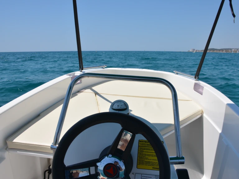 Noleggio Barca a motore  con patente nautica