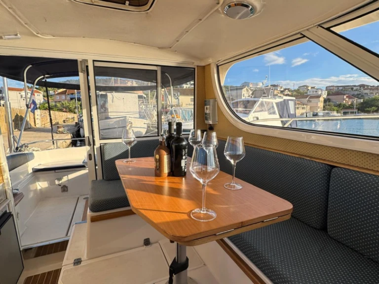 Noleggio Barca a motore a Preko – Quicksilver Quicksilver 700 Week-End