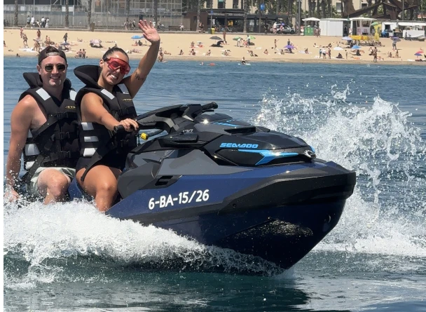 Noleggio barche Sea-Doo GTX 170 a Barcellona su Samboat