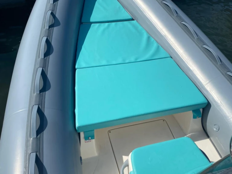 Noleggio Gommone con o senza skipper Bwa a Olbia