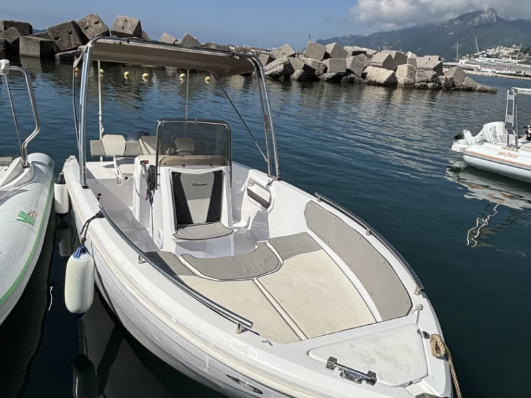 Noleggiare una Next Next a Salerno