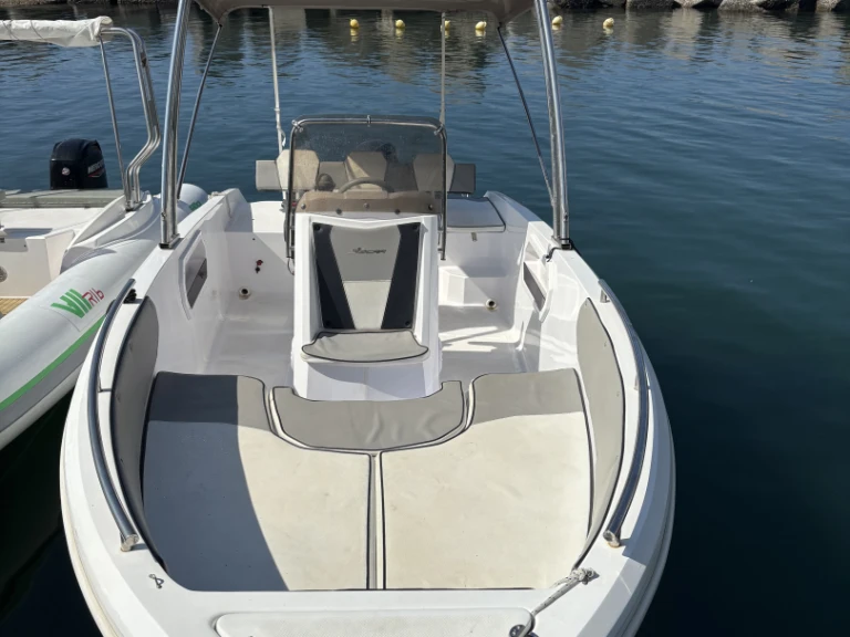 Noleggio barche Next Next a Salerno su Samboat