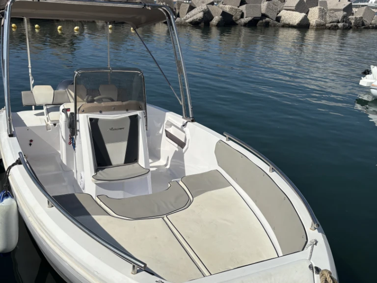 Noleggio Barca a motore a Salerno – Next Next