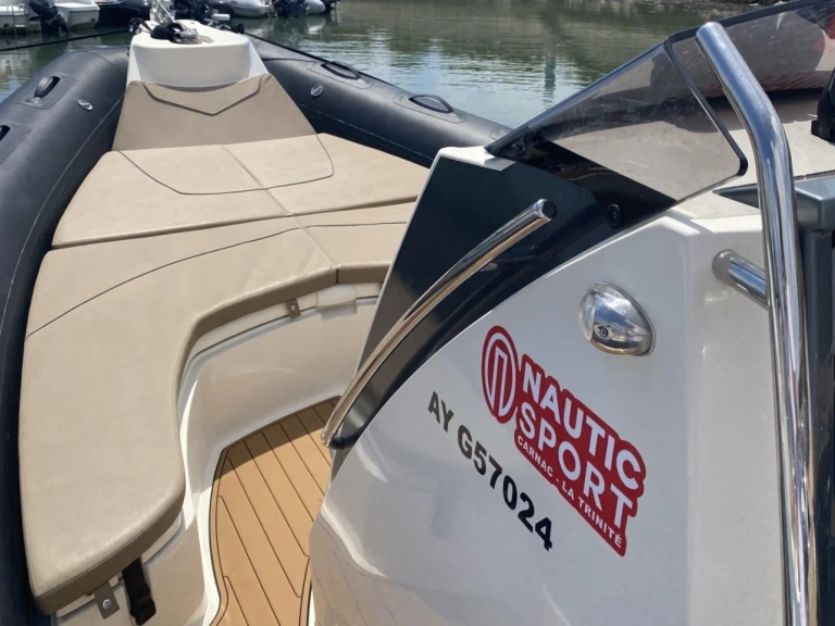 Noleggiare una Bwa SPORT 28 GTO a La Trinité-sur-Mer