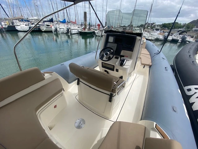 Noleggio Gommone Bwa con patente nautica