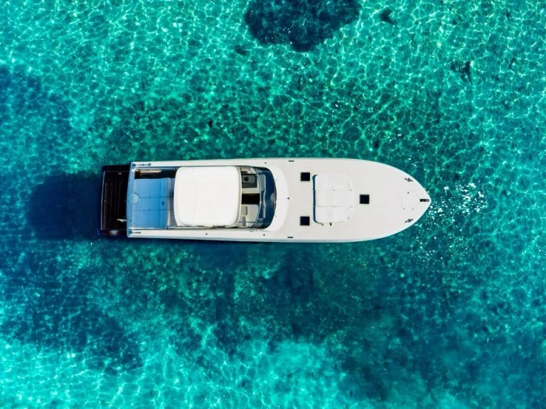 Noleggio Yacht di lusso con o senza skipper Itama a Porto Rotondo