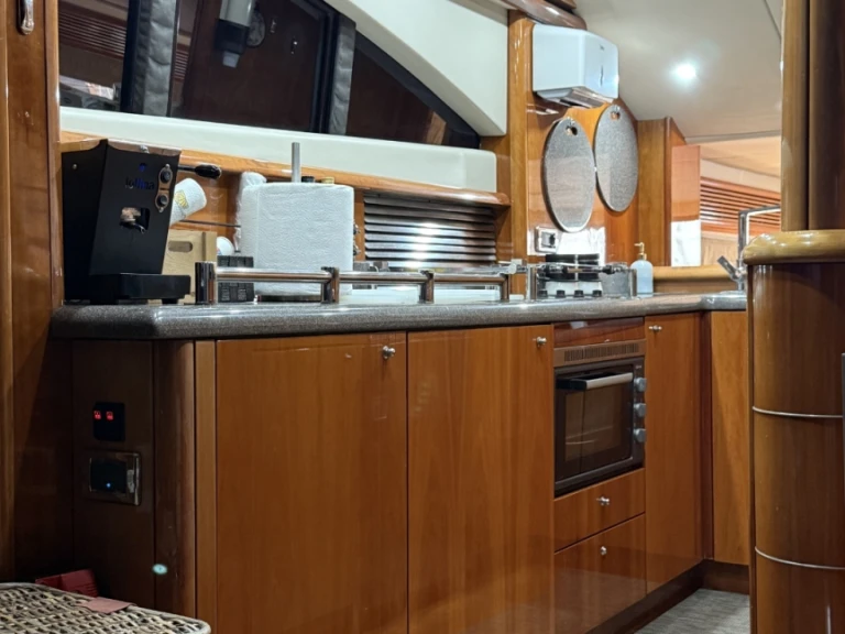 Noleggio barche Sunseeker Manhattan 74 a Agropoli su Samboat