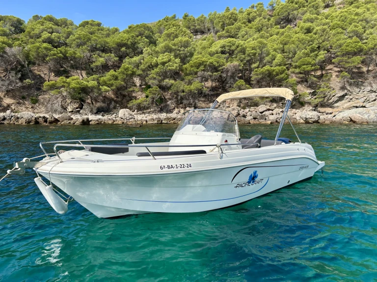 Noleggio barche Pacific Craft Pacific Craft 625 Open a Roses su Samboat