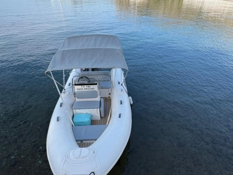 Noleggio Gommone a Hydra – Oceanic 480 Spring