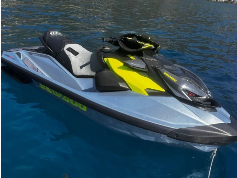 Sea-Doo RXT-X RS 325 da affittare a  Capri