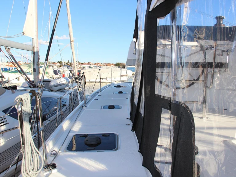 Noleggio barche Pola economico Lagoon 42