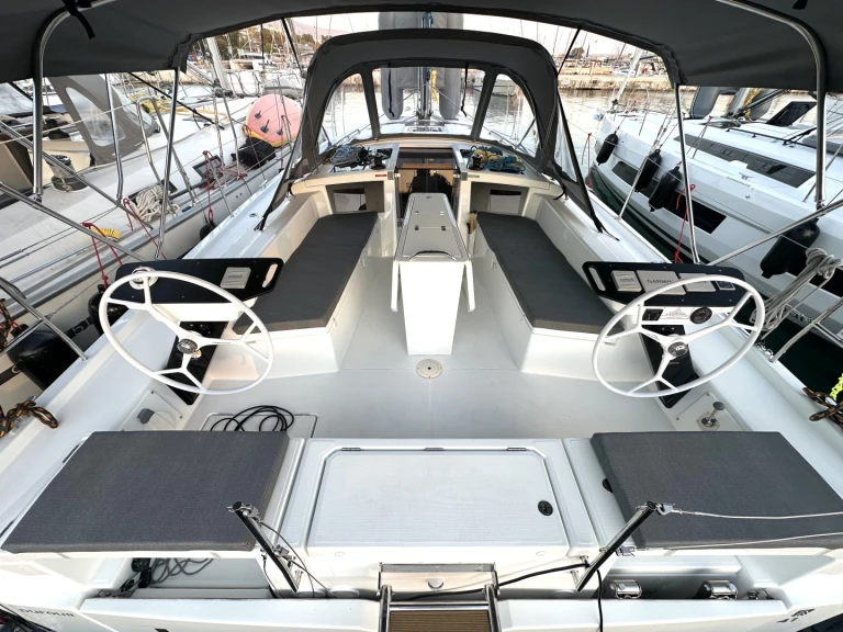 Noleggio Barca a vela a Álimos – Dufour Dufour 41