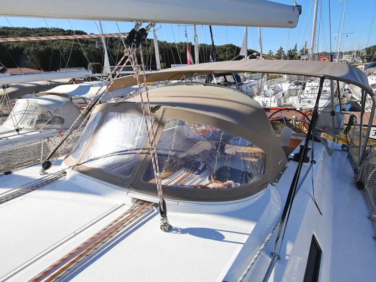 Noleggio barche Pola economico Cruiser 46