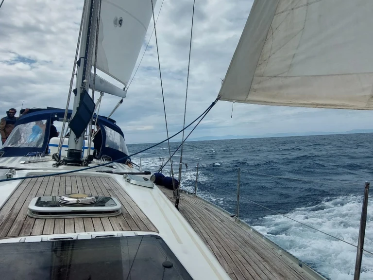 Noleggio Barca a vela con o senza skipper Comar a San Vincenzo