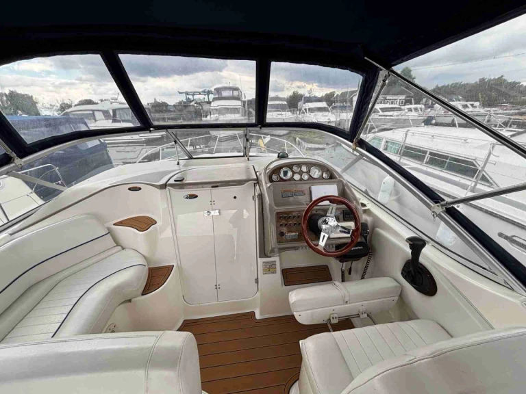 Noleggio a Nizza – Bayliner Bayliner 285 Cruiser su SamBoat