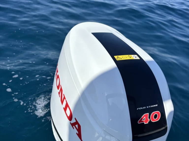 Noleggio barche Aquabat Sport Line 19 a Giardini-Naxos su Samboat