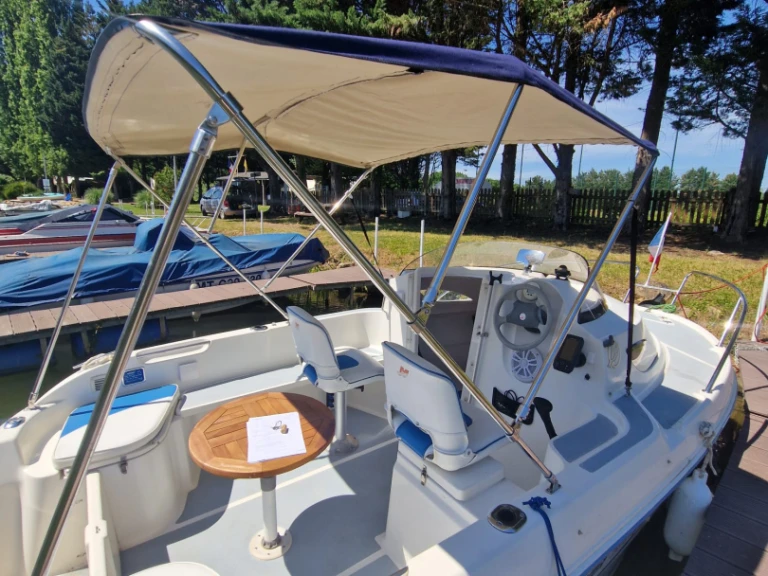 Noleggio Barca a motore con o senza skipper Quicksilver a Francia