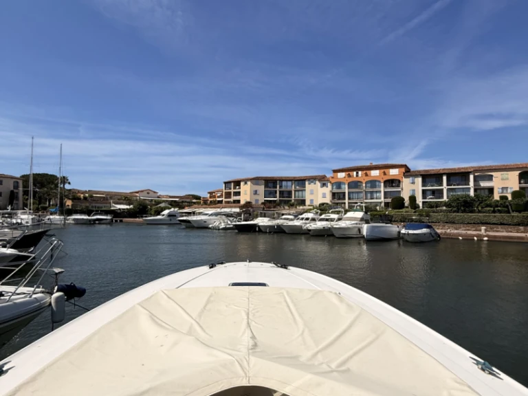 Ulisse 2000 Napoli UNICA 42 da affittare a  Port Grimaud