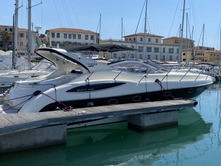 Barca a motore a noleggio a San Vincenzo al miglior prezzo