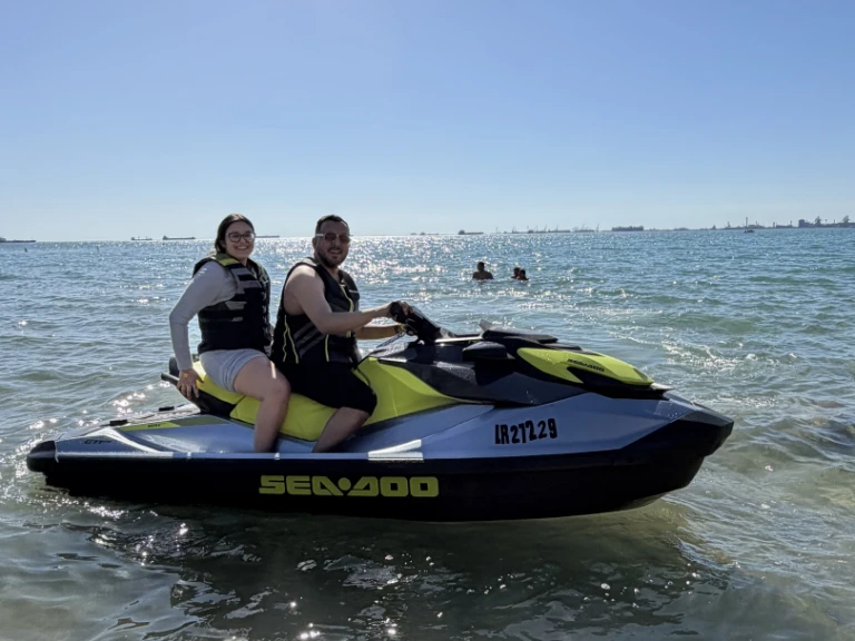 Noleggio barche Sea-Doo GTI se 170 a Martigues su Samboat