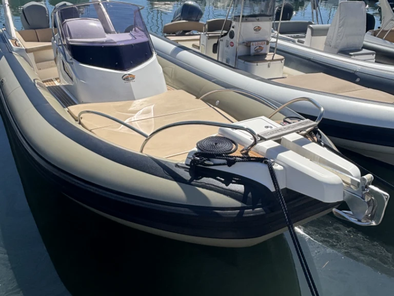 Noleggio Gommone a Porto-Vecchio – Capelli Capelli 1000 WA