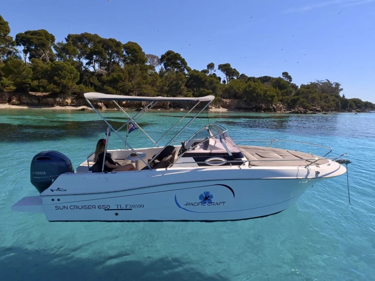 Pacific Craft Pacific Craft 650 SC da affittare a  Golfe-Juan