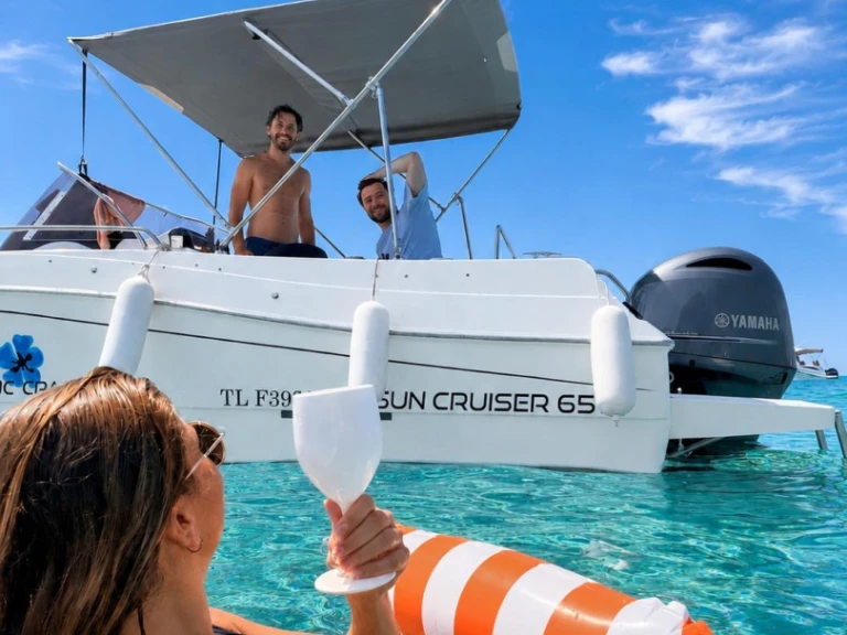 Noleggio a Golfe-Juan – Pacific Craft Pacific Craft 650 SC su SamBoat