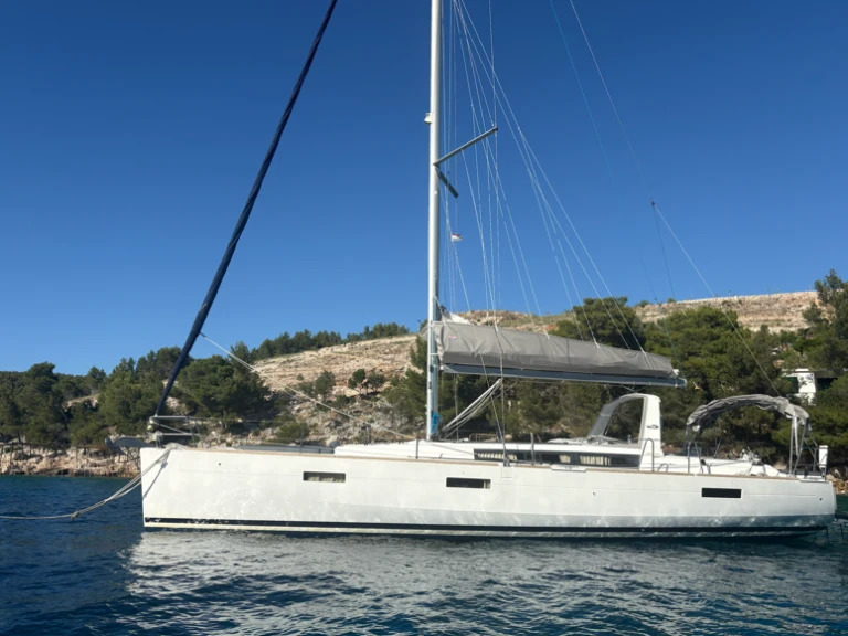Noleggio barche Rogosnizza economico Oceanis 45