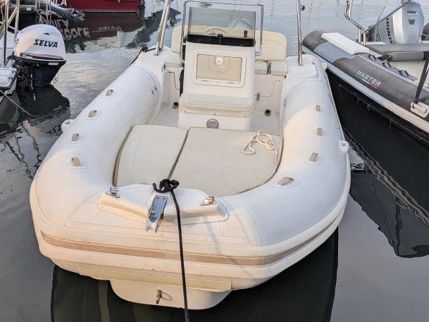 Noleggio barche Porto-Vecchio economico DR 520