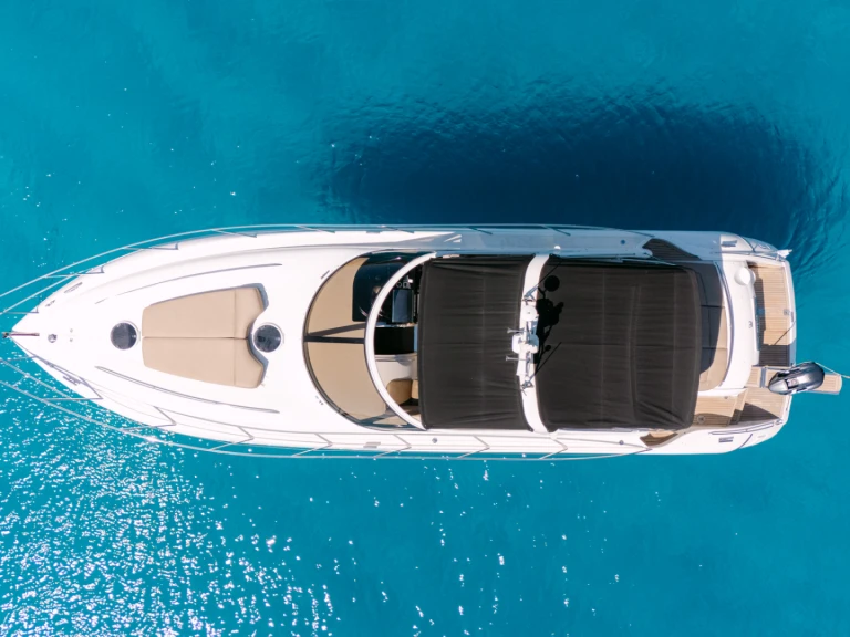 Noleggio Yacht di lusso Princess con patente nautica
