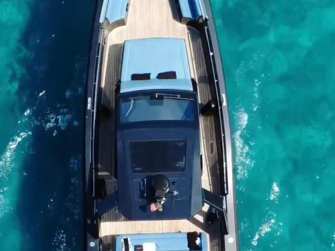 Noleggio Barca a motore Maori Yachts con patente nautica