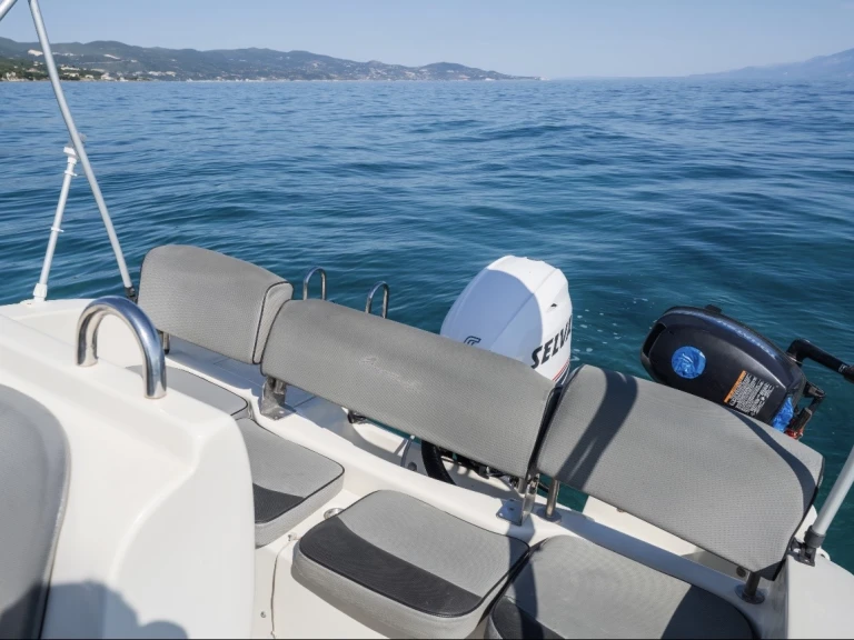 Noleggio barche Nireus Nireus Ω53 Elegance  a Zante su Samboat
