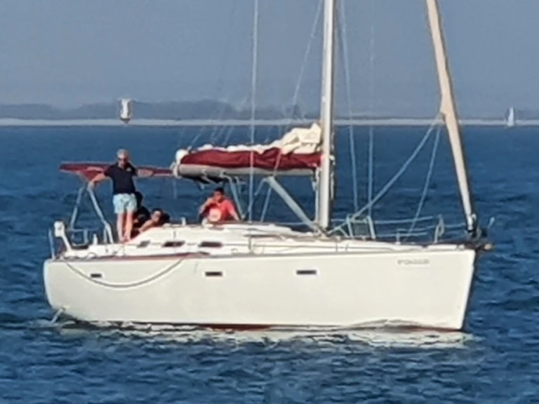Noleggio Barca a vela Bénéteau con patente nautica