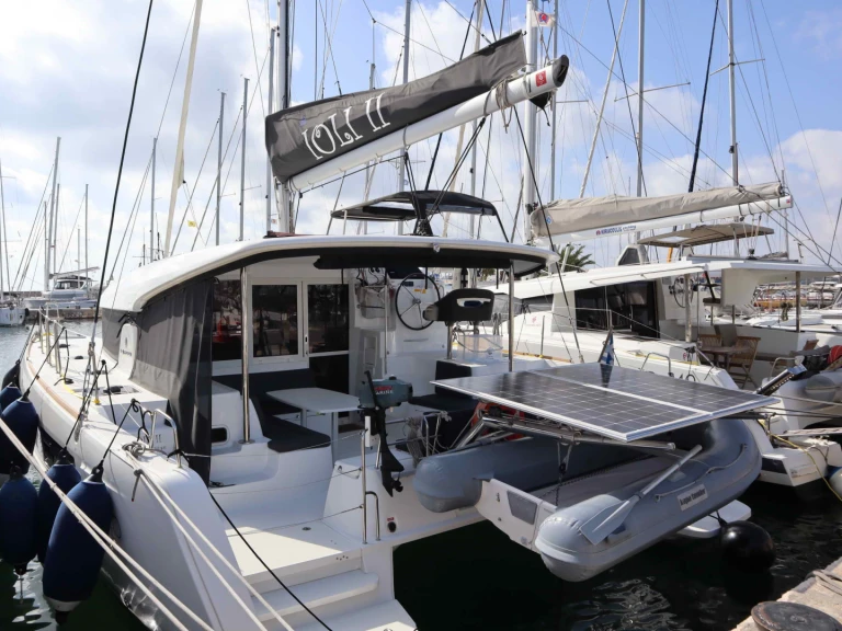 Noleggio barche Lagoon Lagoon 40/4 cab a Álimos su Samboat