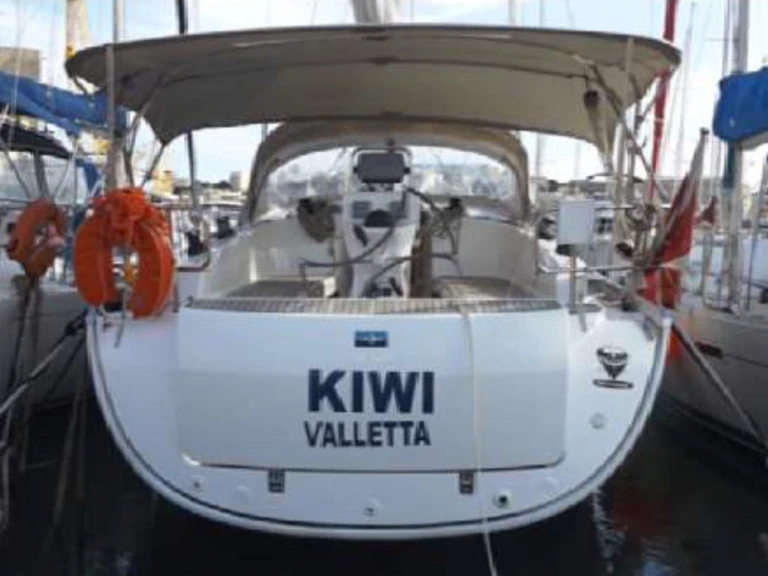 Noleggiare una Bavaria Bavaria Cruiser 36 /3cab a Kalkara