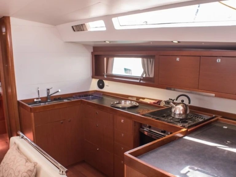 Noleggio a Ávdira – Bénéteau Oceanis 48 /5cab su SamBoat