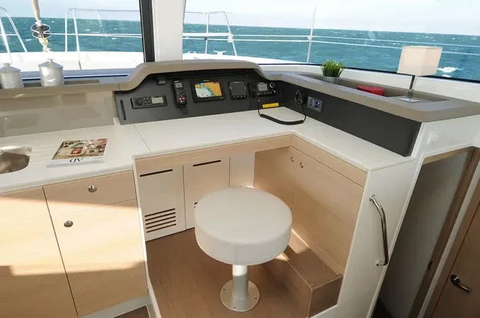 Noleggio Catamarano con o senza skipper Bali a Kalkara