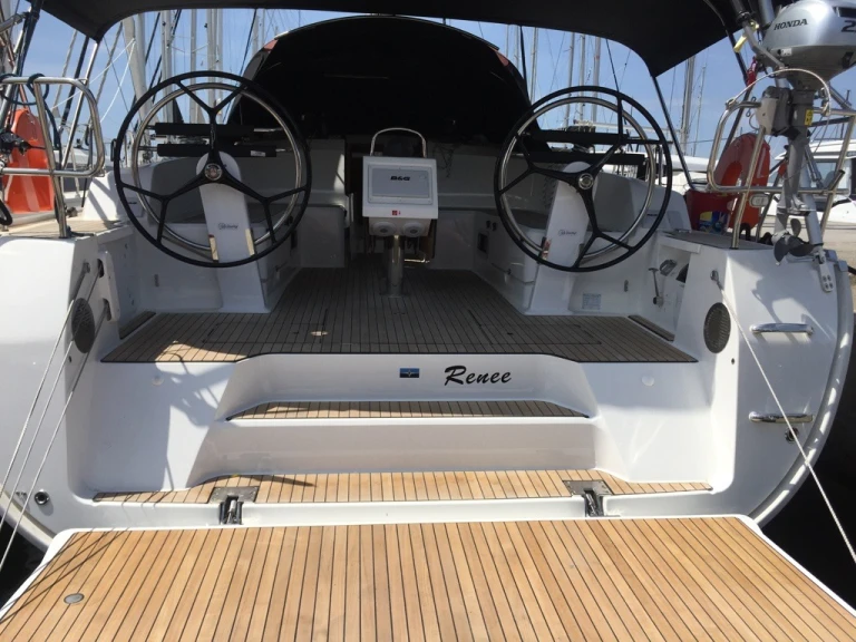 Noleggio barche Bavaria Bavaria Cruiser 46 /4cab a Skiathos su Samboat