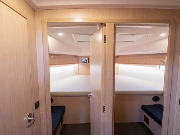 Noleggio Barca a vela Bavaria con patente nautica