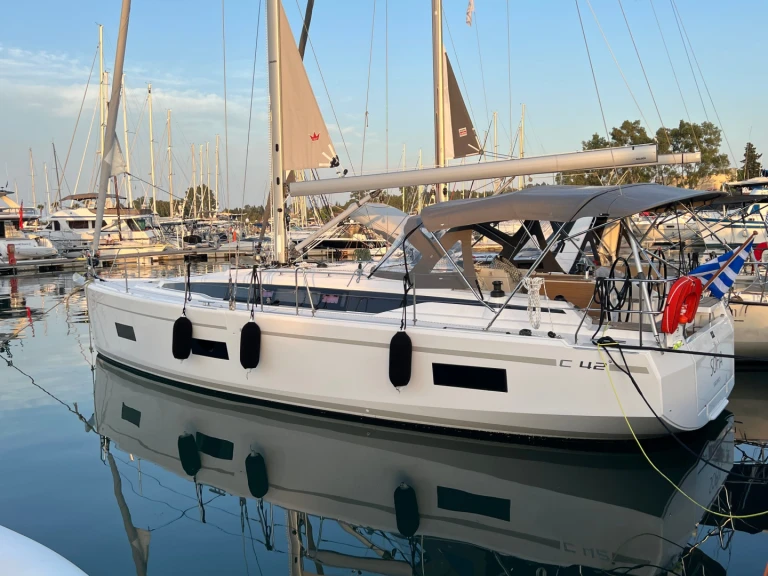 Bavaria Bavaria C42 /3cab da affittare a  Gouviá