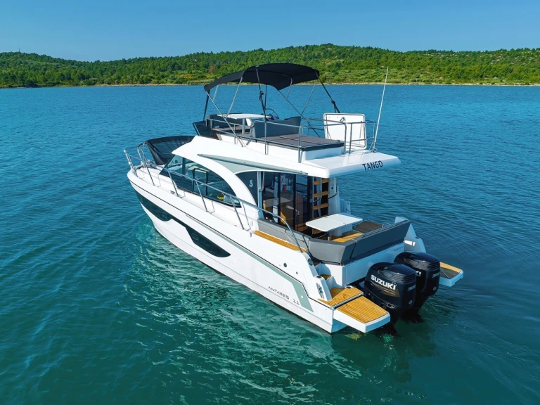 Noleggio barche Zaravecchia (Biograd) economico Antares 11 FLY