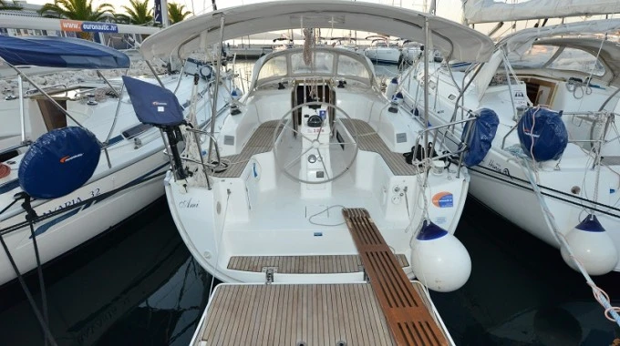 Noleggiare una Bavaria Cruiser 33 a Zaravecchia (Biograd)