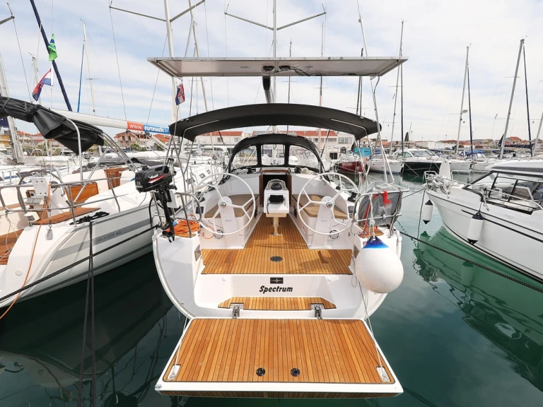 Noleggio Barca a vela a Zaravecchia (Biograd) – Bavaria Cruiser 37