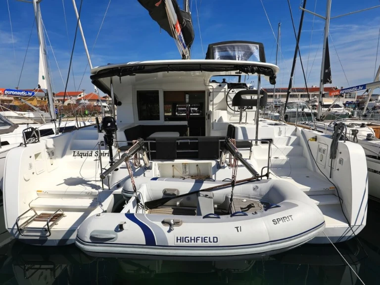 Noleggio Catamarano con o senza skipper Lagoon a Zaravecchia (Biograd)
