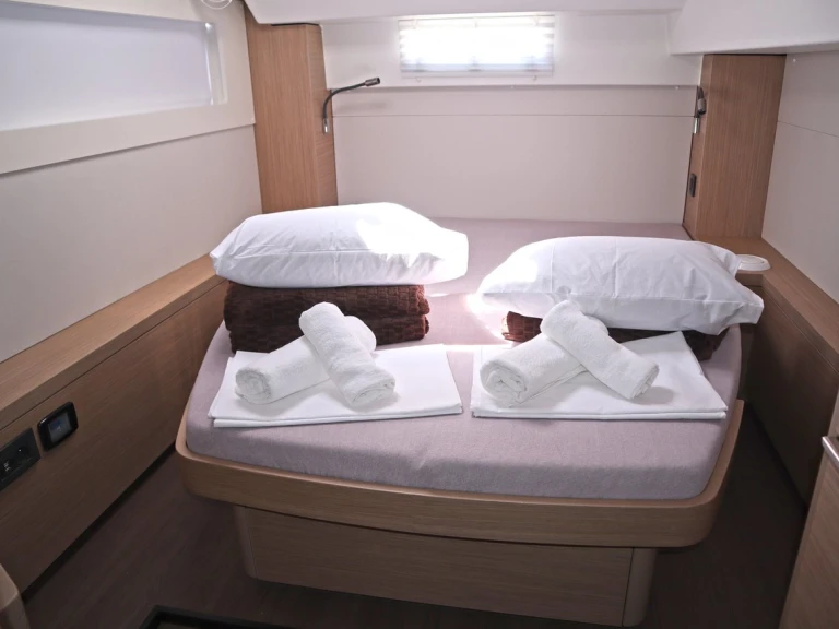 Noleggio barche Álimos economico Lagoon 46/6 cab