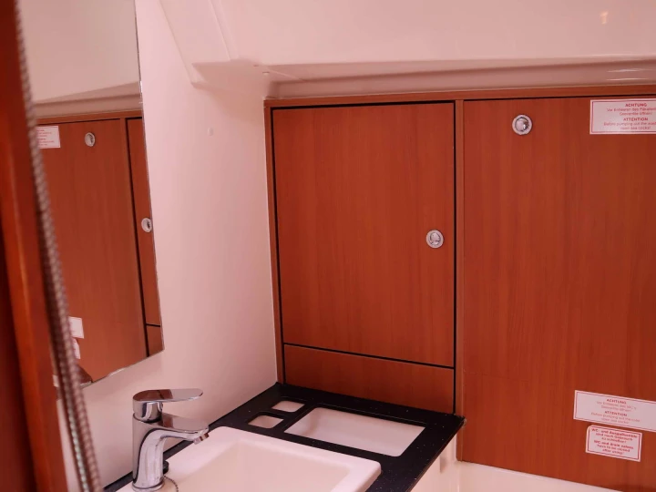 Noleggio barche Néa Péramos economico Bavaria Cruiser 40 /3cab