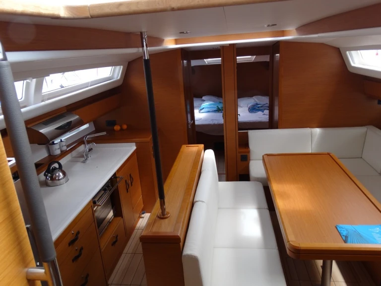 Noleggio barche Volos economico Jeanneau 54 /6cab