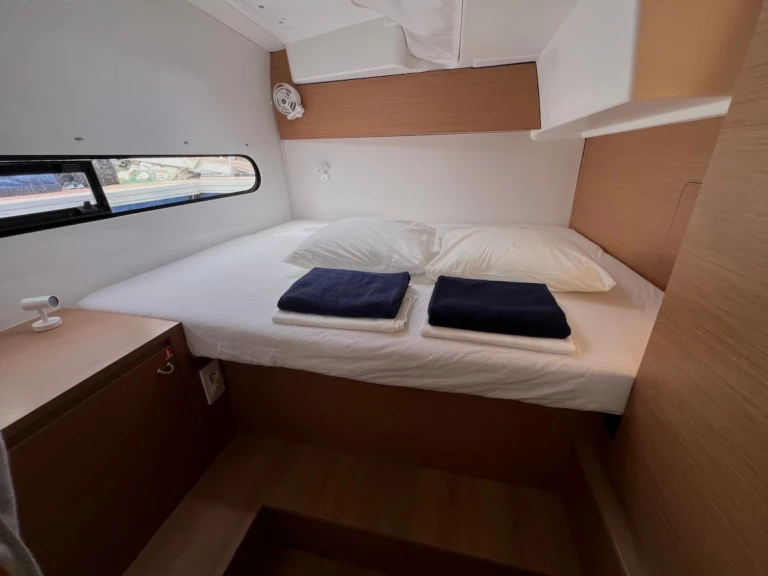 Noleggio Catamarano Excess con patente nautica