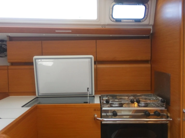 Noleggio barche Álimos economico Sun Odyssey 449 /4cab