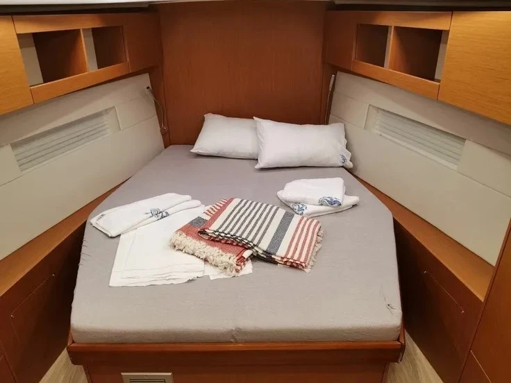 Noleggio a Álimos – Bavaria Bavaria C45 su SamBoat